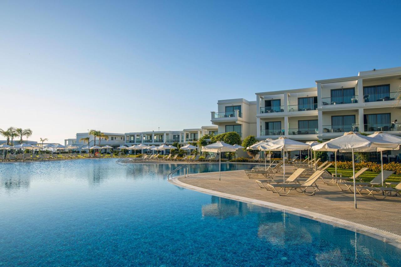 Asterias Beach Resort 阿凡投 外观 照片