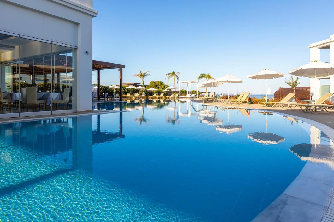 Asterias Beach Resort 阿凡投 外观 照片