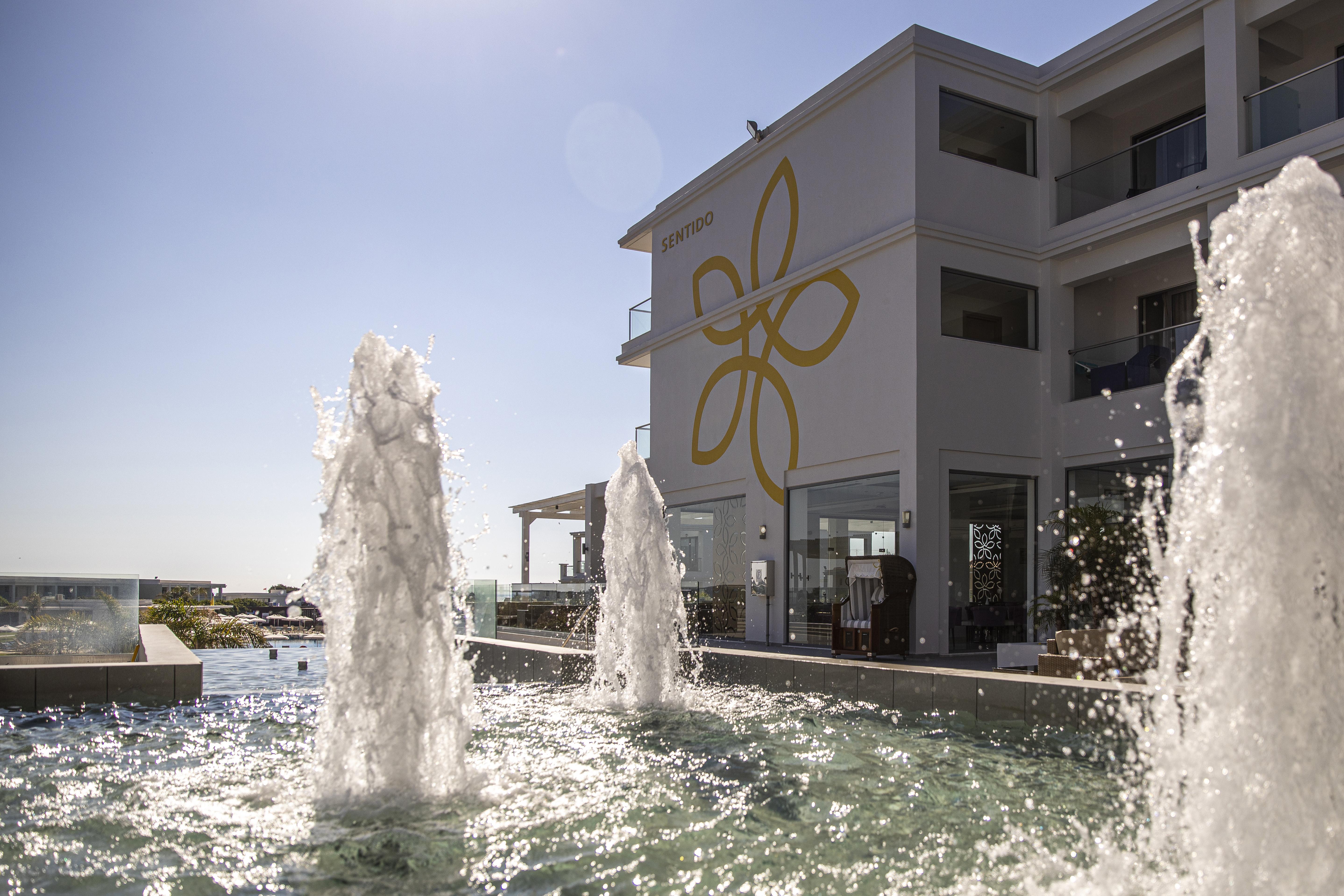 Asterias Beach Resort 阿凡投 外观 照片