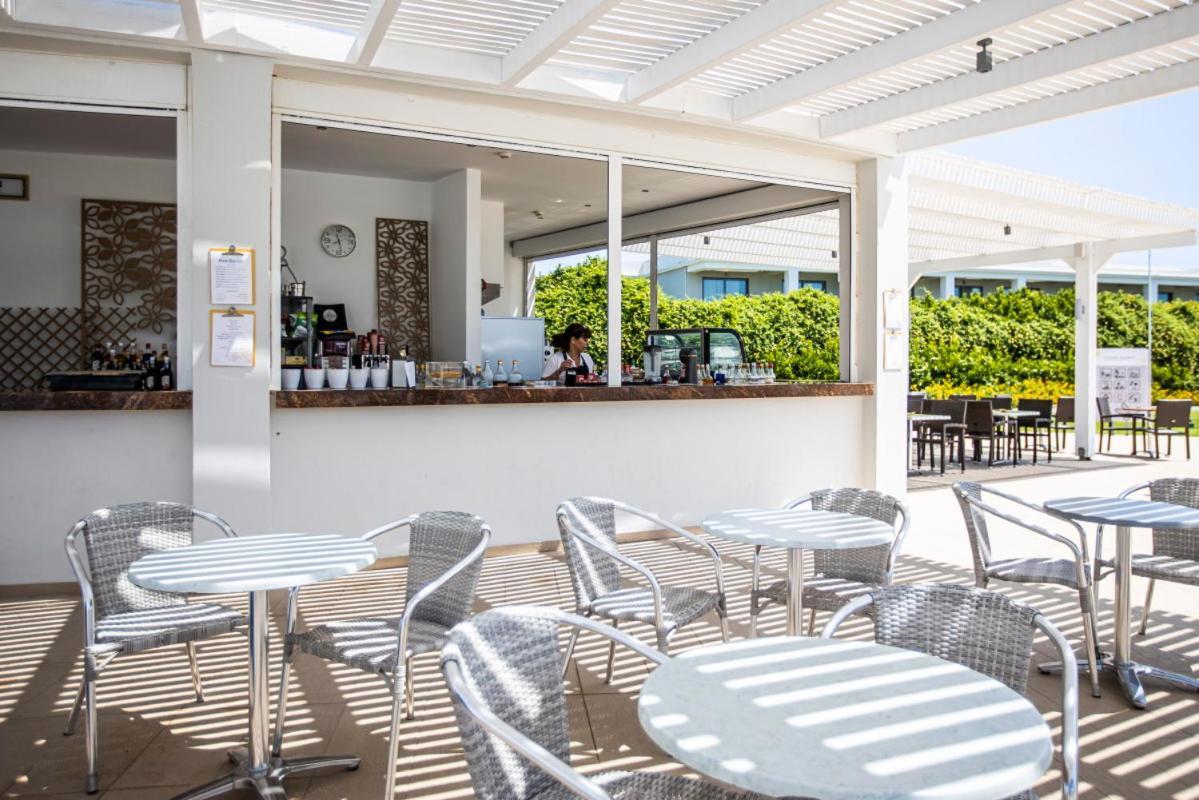 Asterias Beach Resort 阿凡投 外观 照片