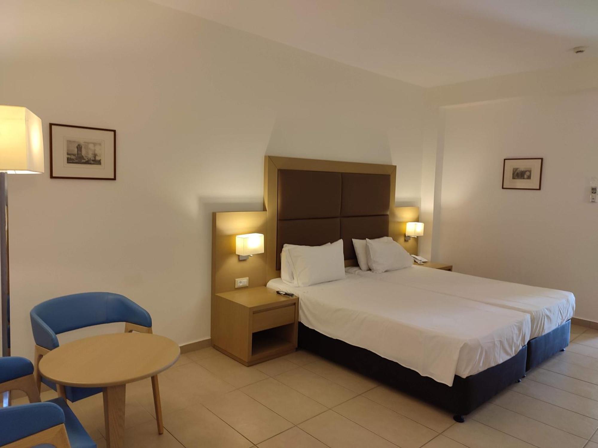 Asterias Beach Resort 阿凡投 外观 照片