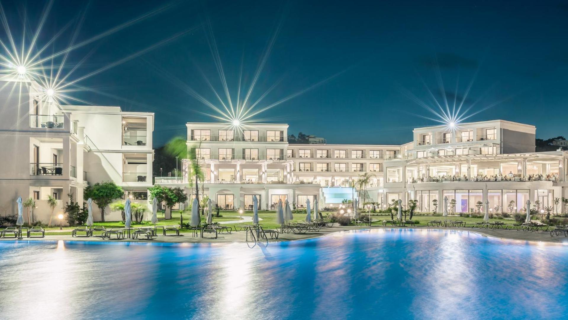 Asterias Beach Resort 阿凡投 外观 照片