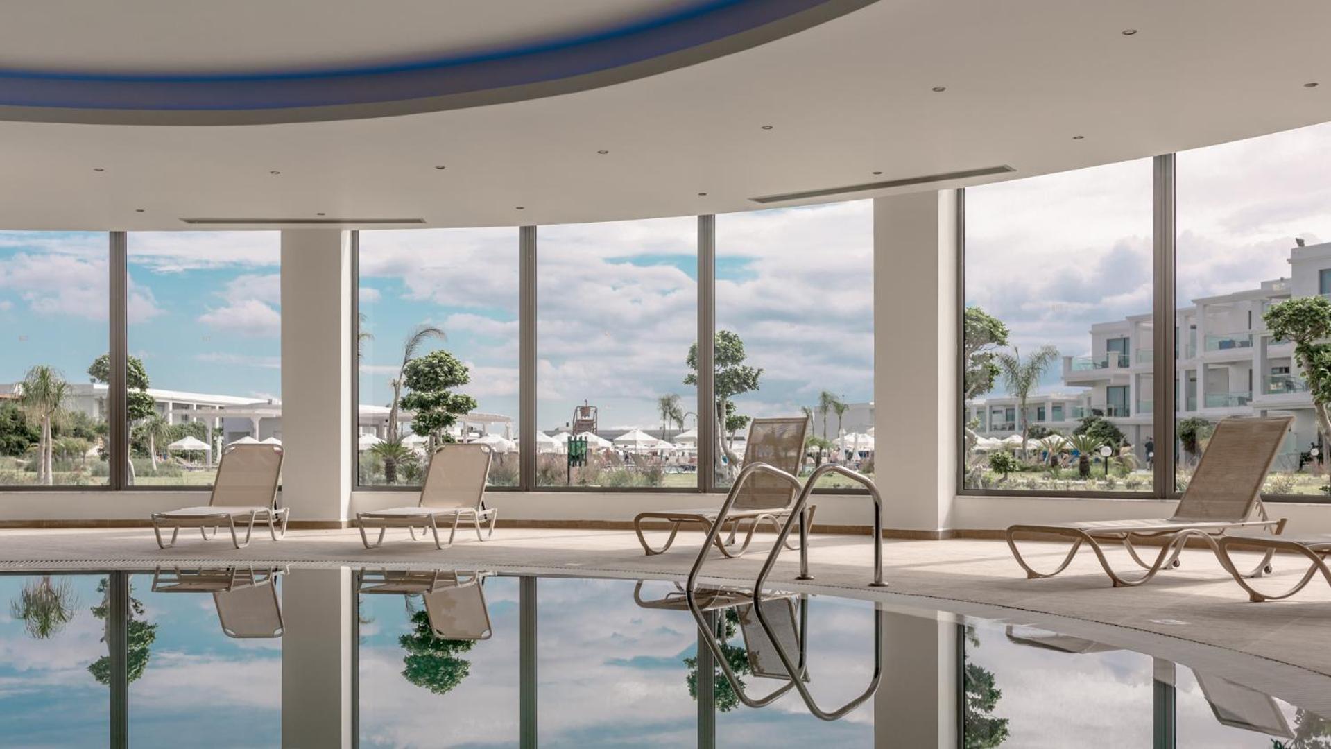 Asterias Beach Resort 阿凡投 外观 照片